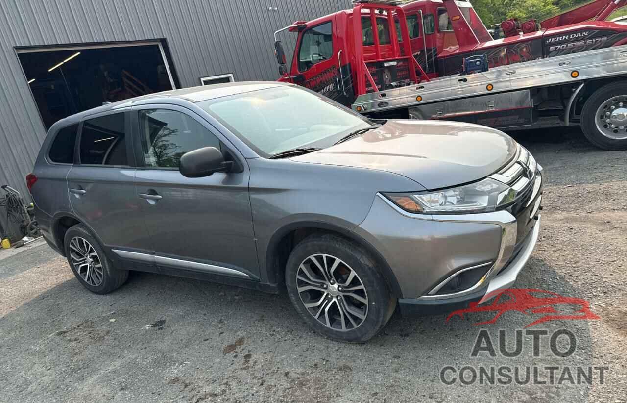 MITSUBISHI OUTLANDER 2018 - JA4AZ3A34JJ003624