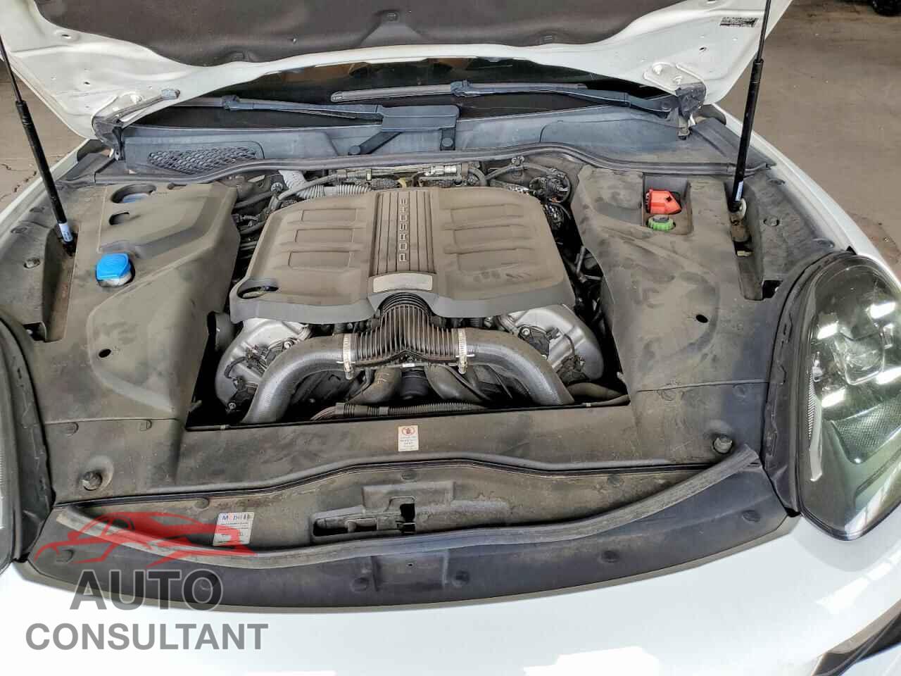 PORSCHE CAYENNE 2017 - WP1AB2A27HLA50123
