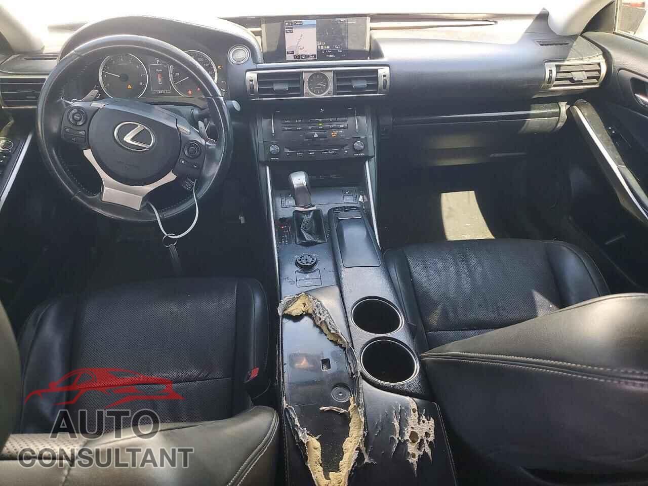 LEXUS IS 2014 - JTHBF1D27E5030615