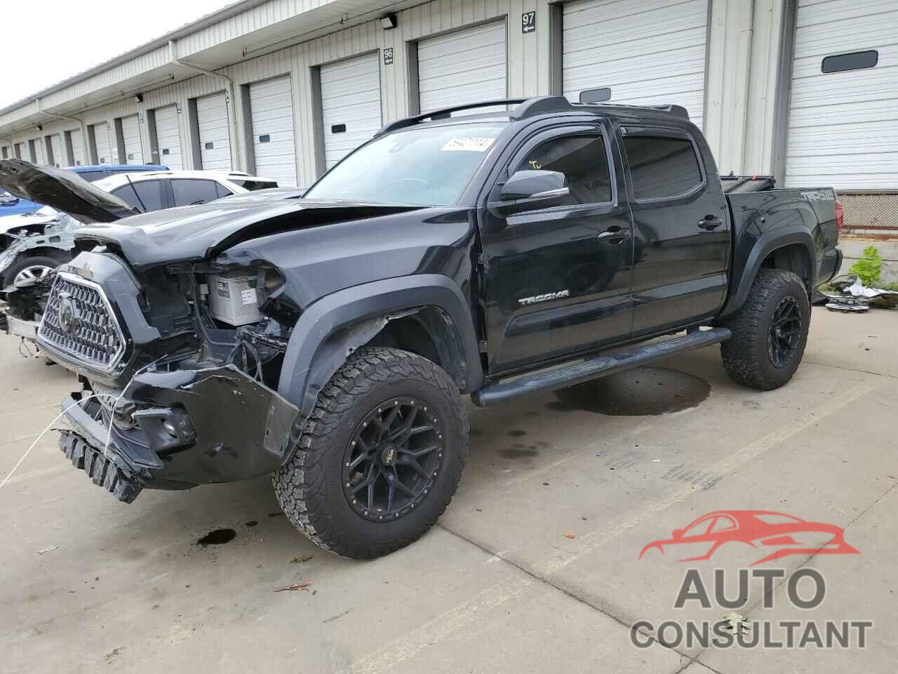 TOYOTA TACOMA 2018 - 3TMCZ5AN8JM130827