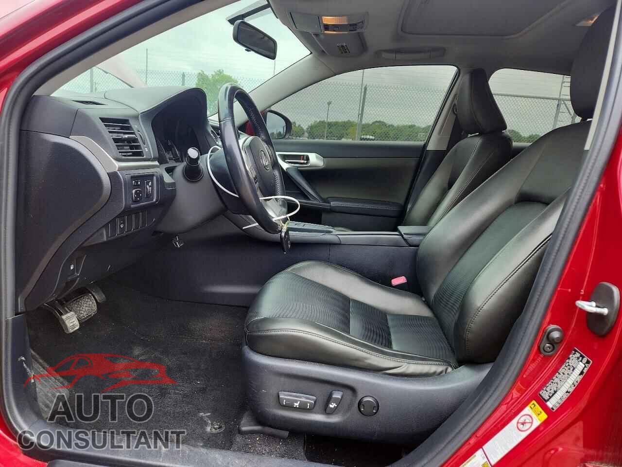LEXUS CT 200 2012 - JTHKD5BH8C2121279