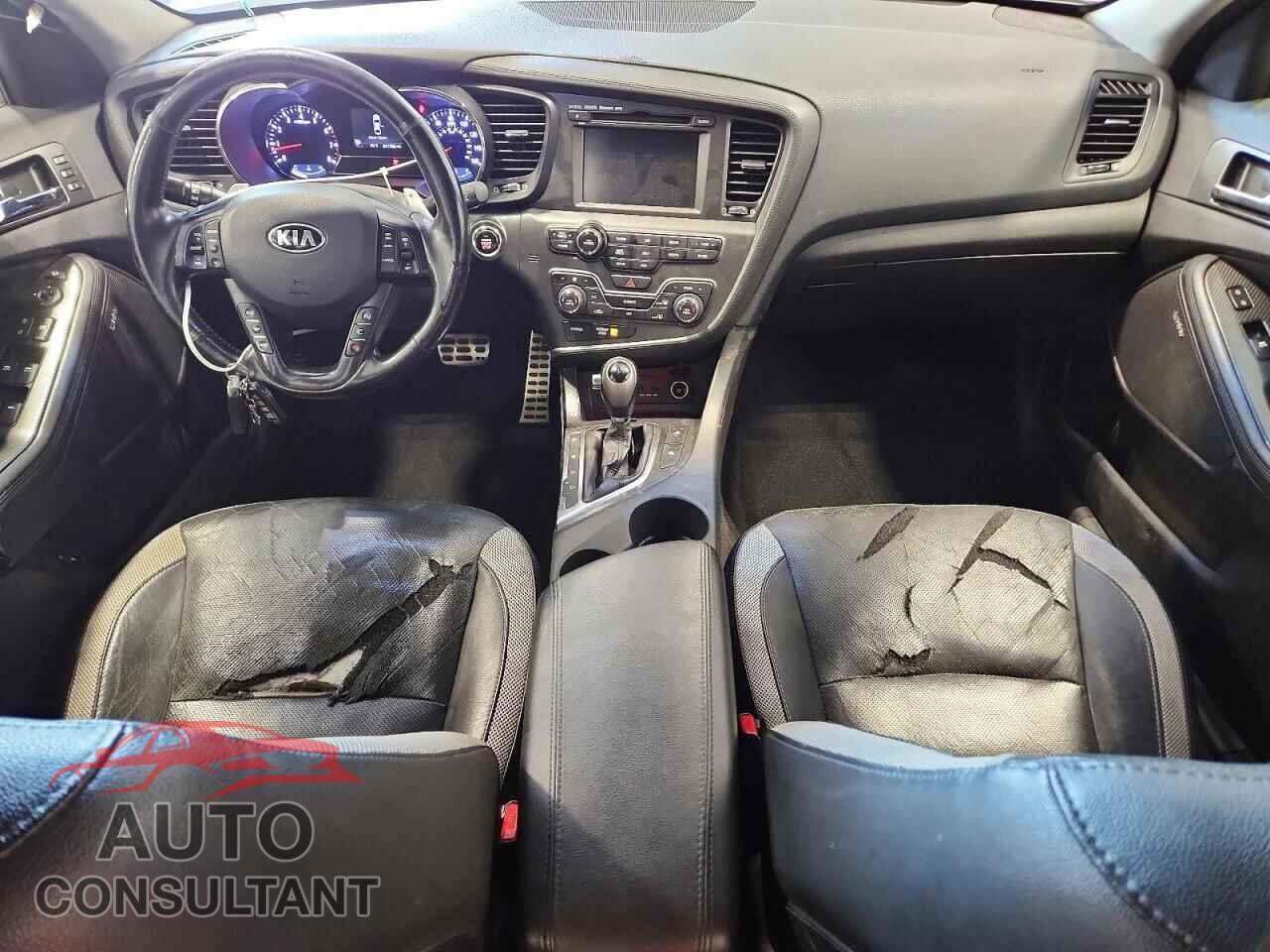 KIA OPTIMA 2013 - 5XXGR4A66DG106245