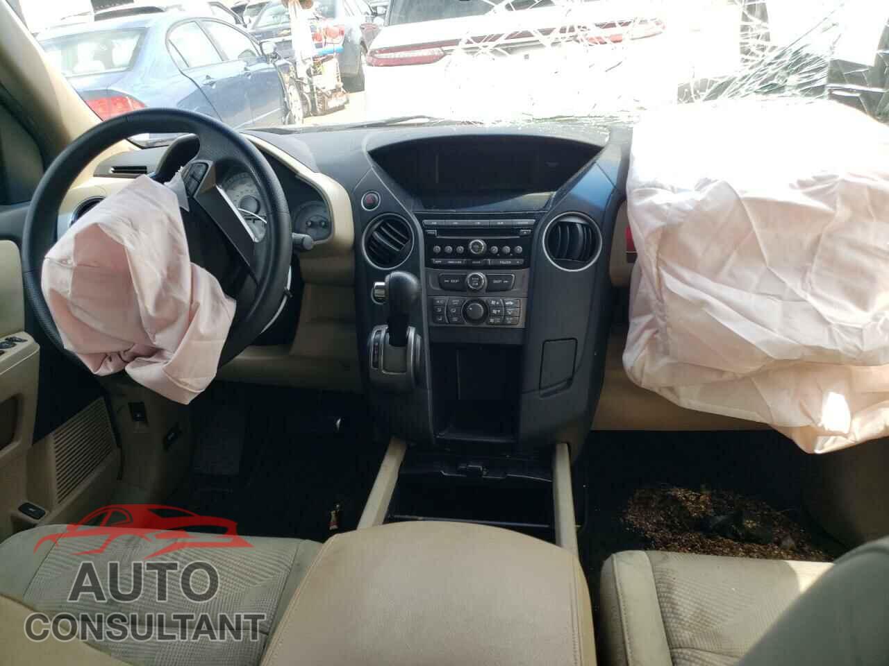 HONDA PILOT 2012 - 5FNYF4H28CB006021