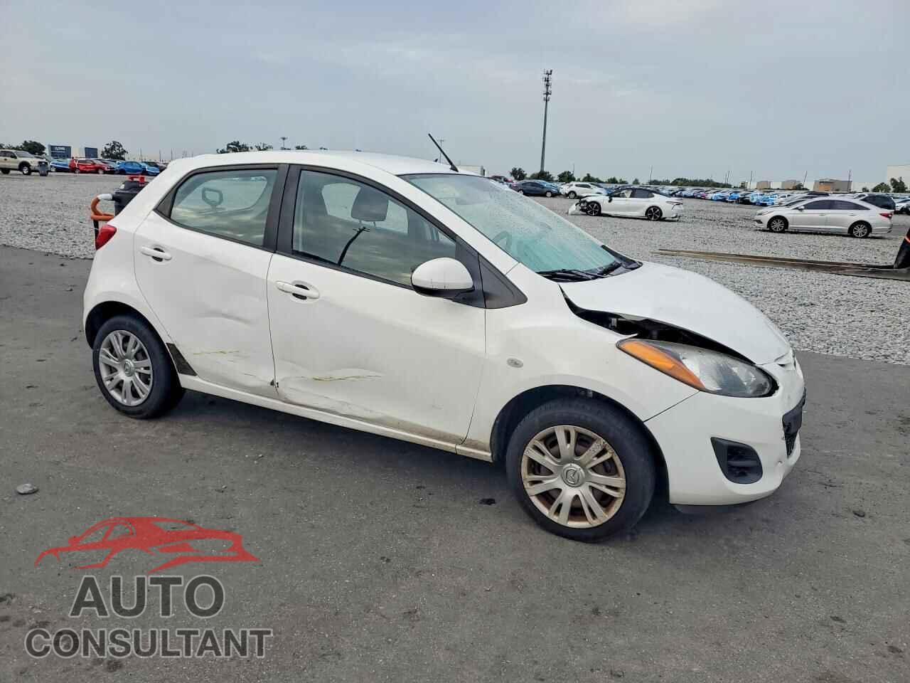 MAZDA 2 2012 - JM1DE1KZ6C0133810
