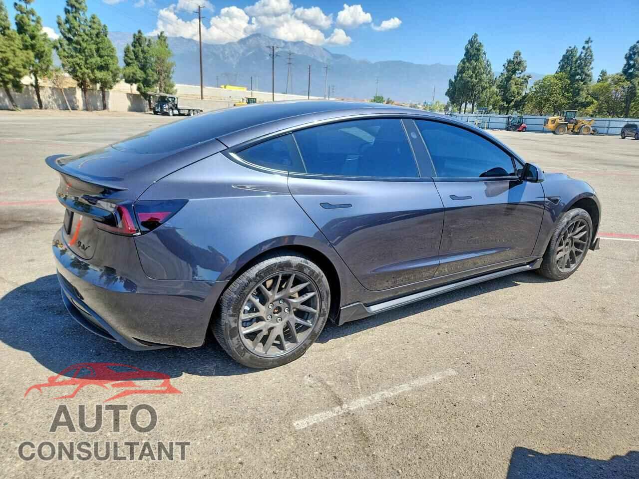 TESLA MODEL 3 2024 - 5YJ3E1EA6RF717605