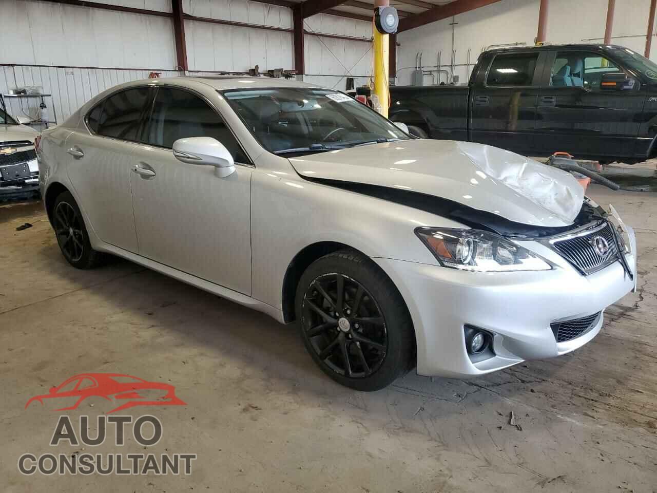 LEXUS IS 2012 - JTHCF5C27C5058506