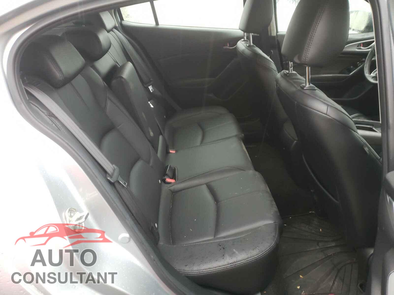 MAZDA 3 2017 - 3MZBN1L36HM151484