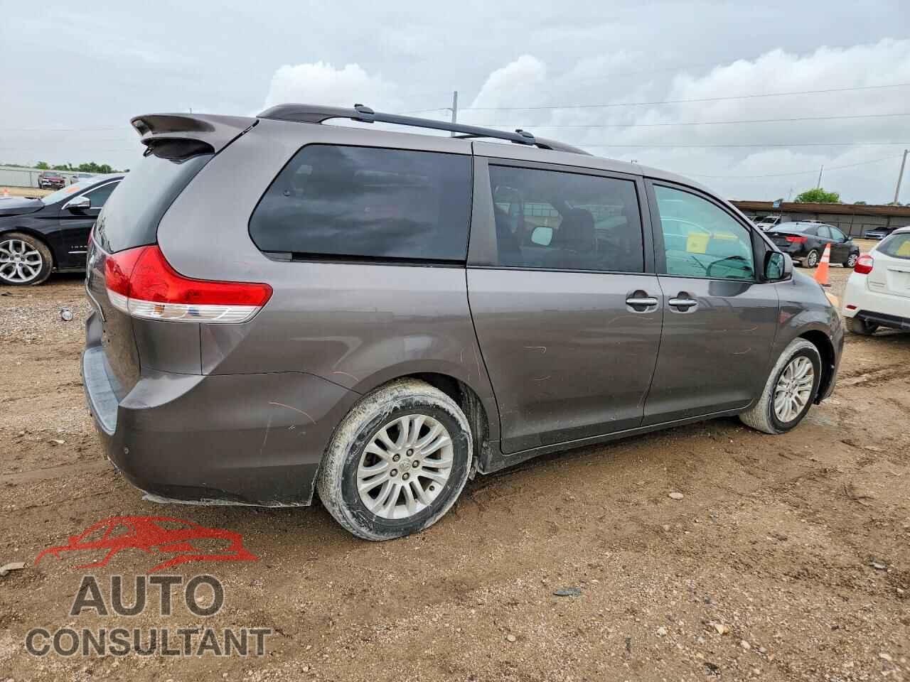 TOYOTA SIENNA 2012 - 5TDYK3DC9CS201092