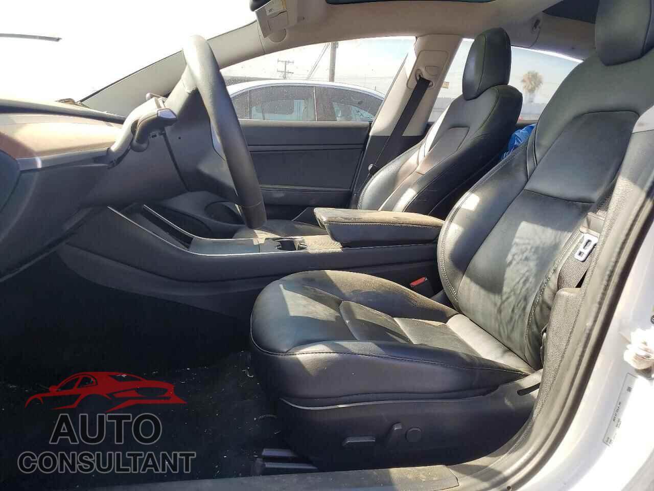 TESLA MODEL 3 2020 - 5YJ3E1EA5LF743863