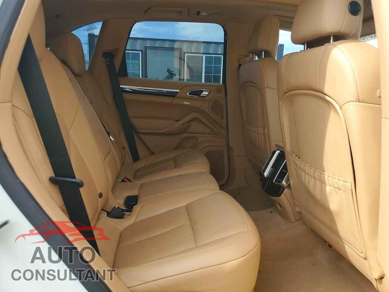 PORSCHE CAYENNE 2013 - WP1AB2A27DLA84749