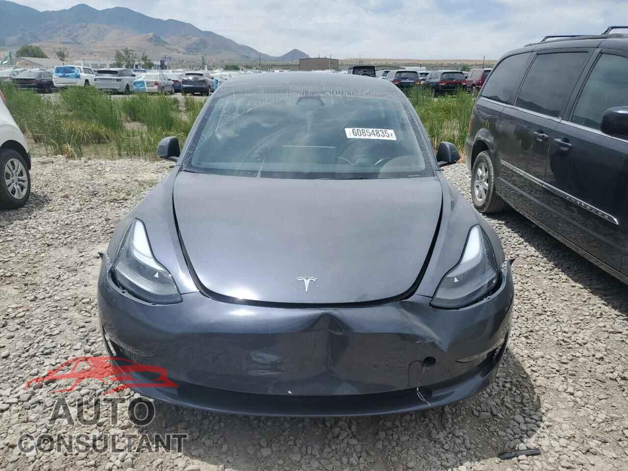 TESLA MODEL 3 2023 - 5YJ3E1EA9PF659549