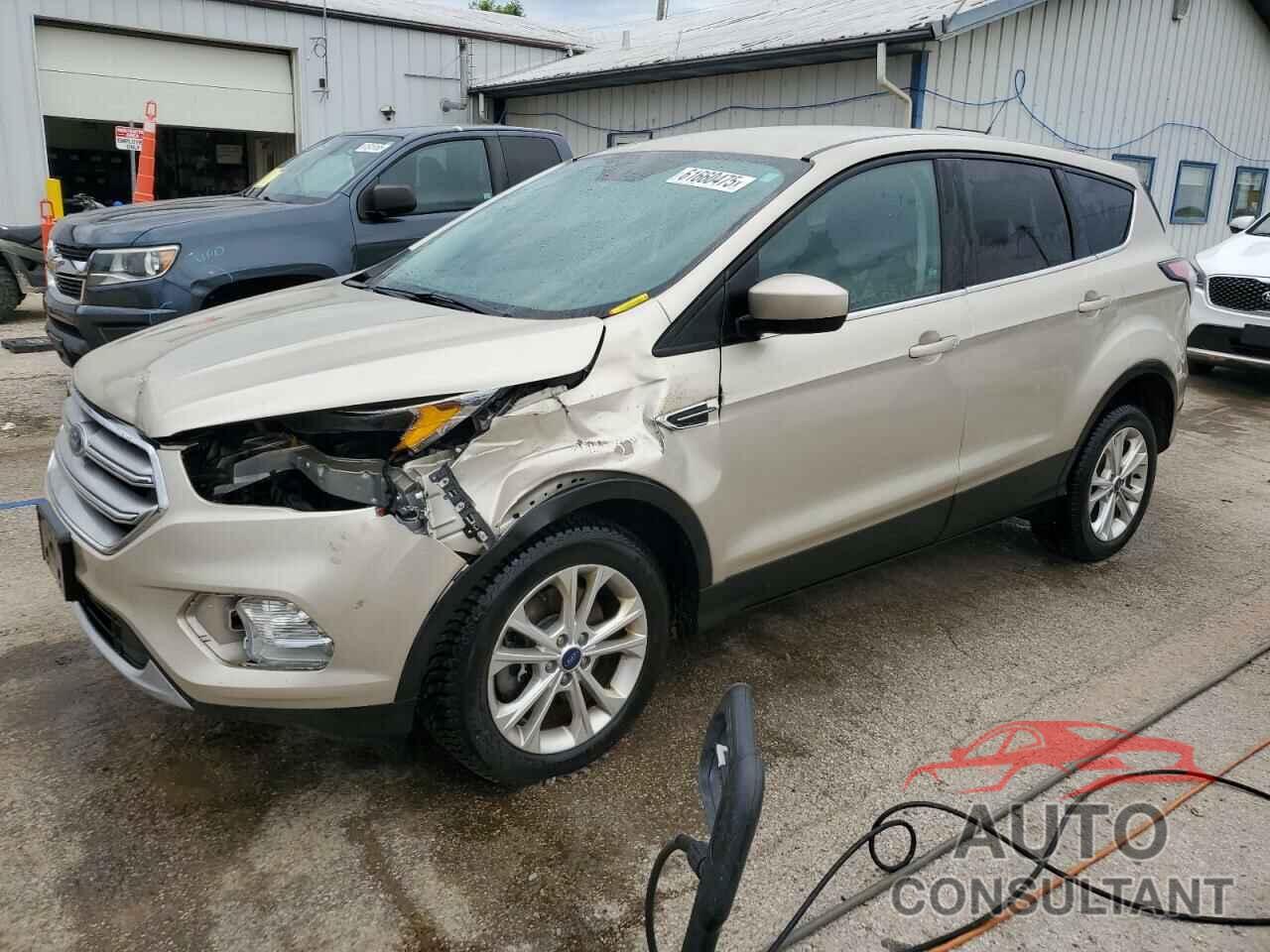 FORD ESCAPE 2017 - 1FMCU9G93HUB44202