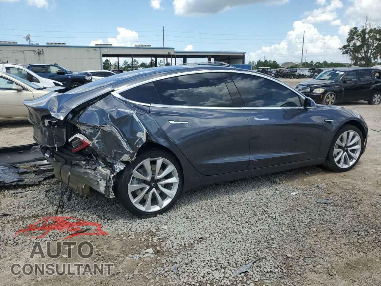 TESLA MODEL 3 2018 - 5YJ3E1EB3JF100403