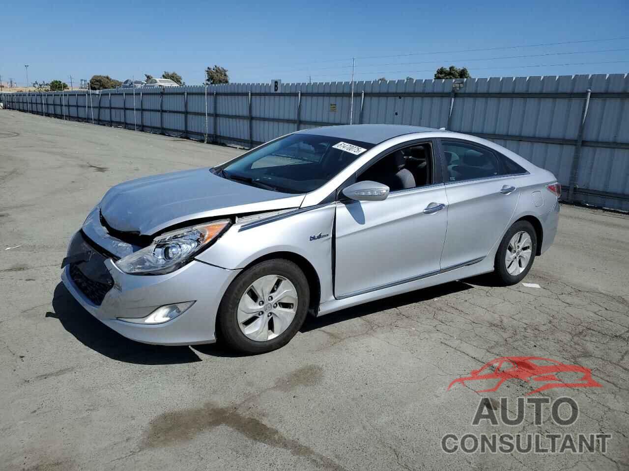 HYUNDAI SONATA 2015 - KMHEC4A40FA134611