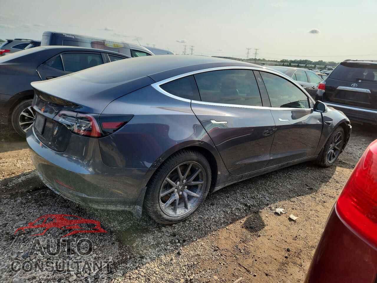 TESLA MODEL 3 2019 - 5YJ3E1EA0KF400411