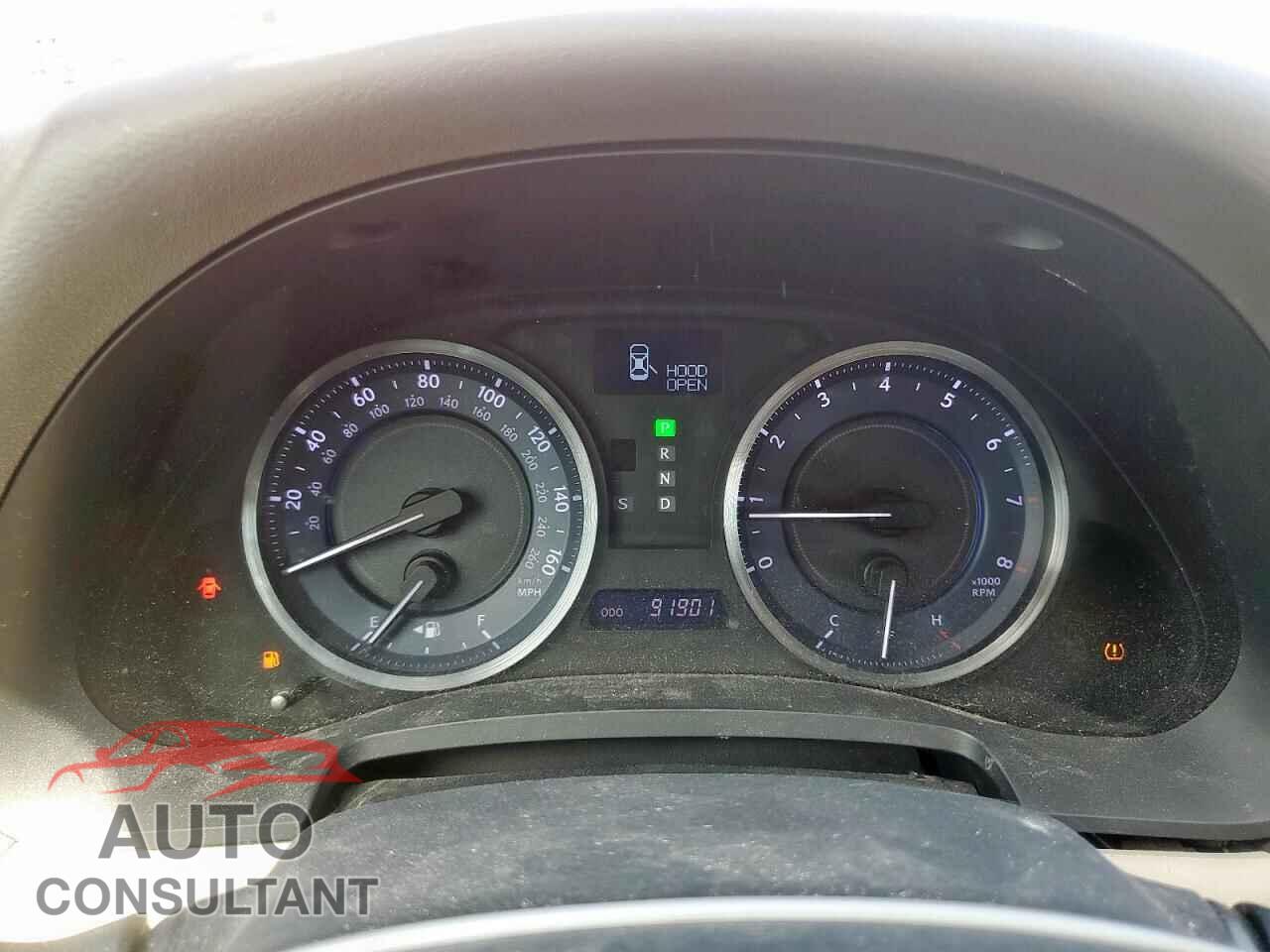 LEXUS IS 2011 - JTHCF5C24B5047235