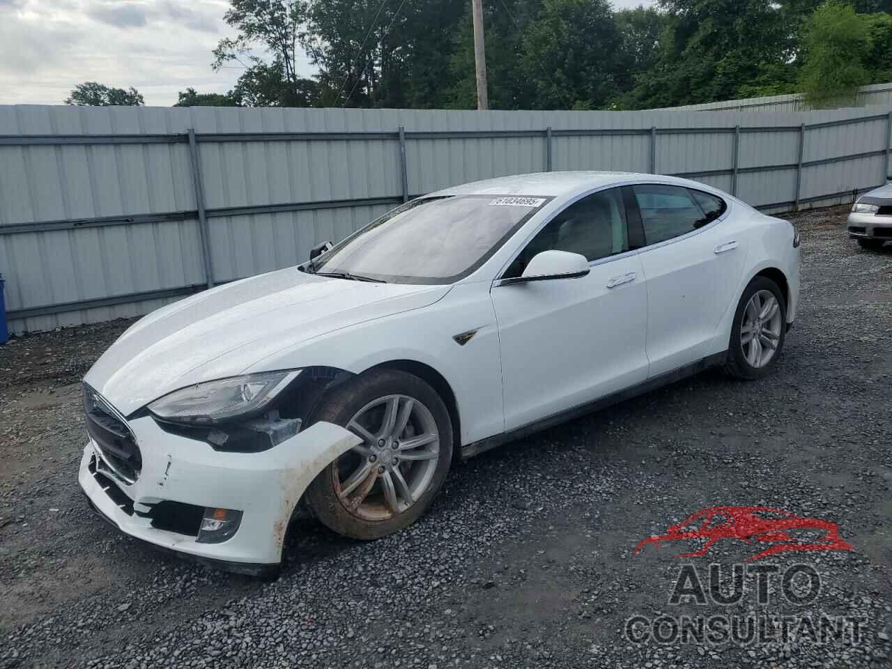 TESLA MODEL S 2013 - 5YJSA1CG9DFP23017