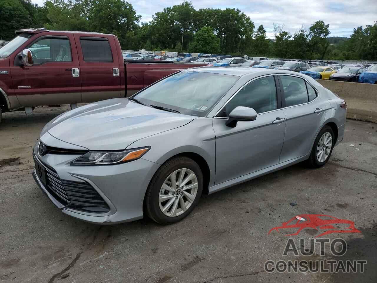 TOYOTA CAMRY 2024 - 4T1C11BK2RU112069