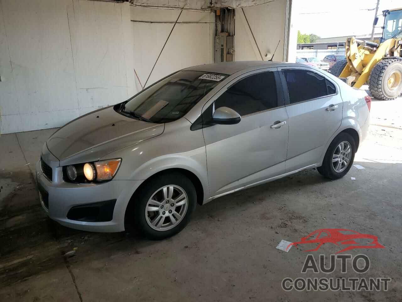 CHEVROLET SONIC 2012 - 1G1JC5SHXC4110457