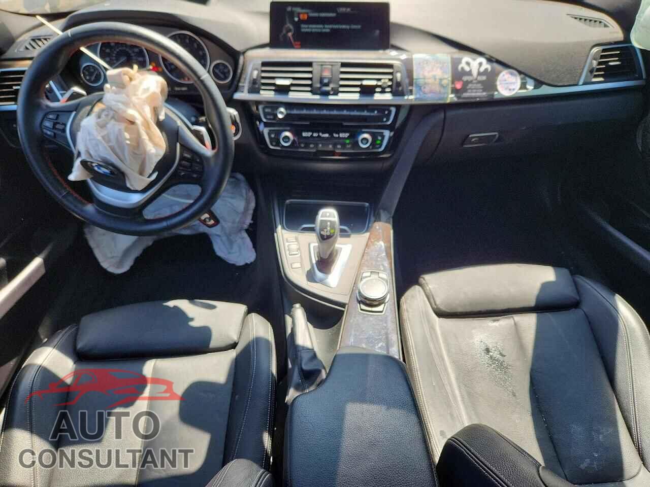 BMW 3 SERIES 2016 - WBA8E3G56GNU03806