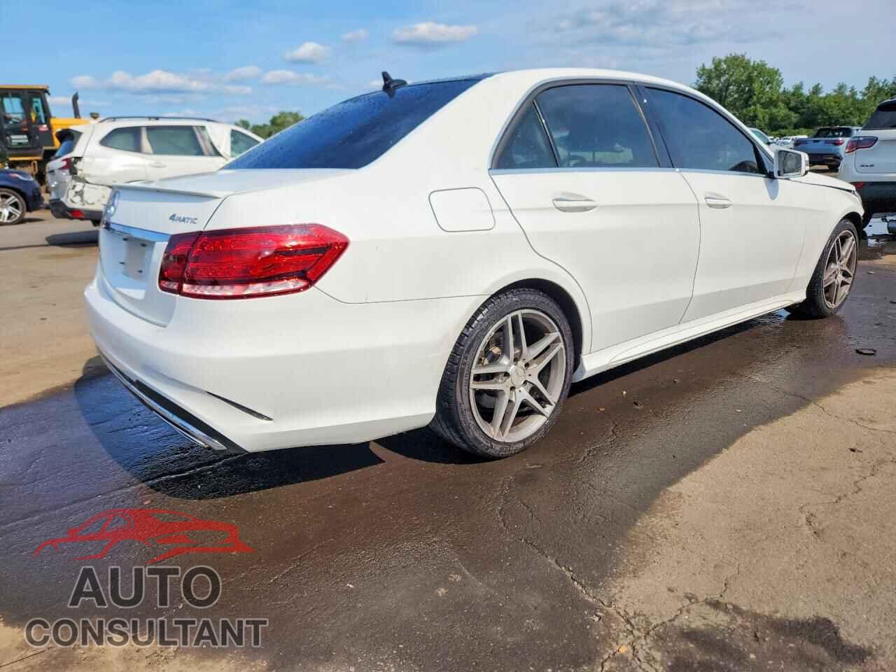 MERCEDES-BENZ E-CLASS 2014 - WDDHF8JB4EB073230
