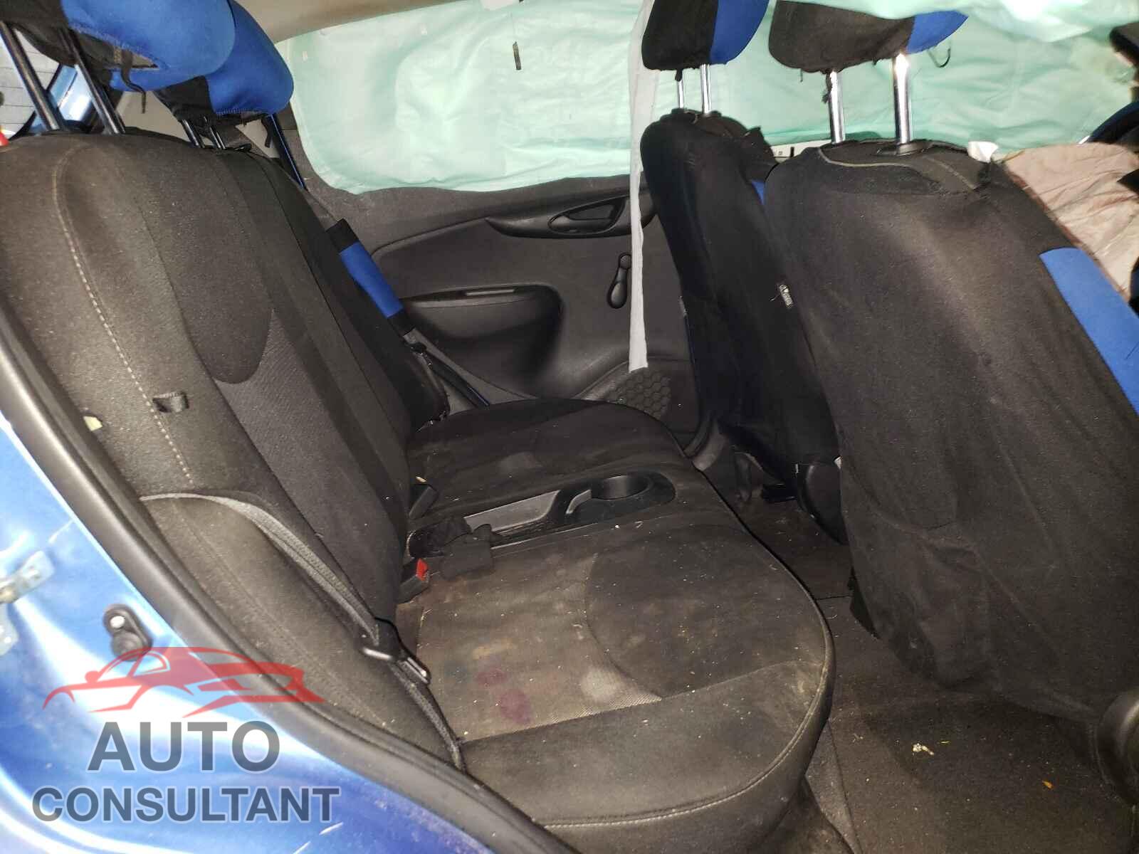 CHEVROLET SPARK 2016 - KL8CB6SA3GC557602
