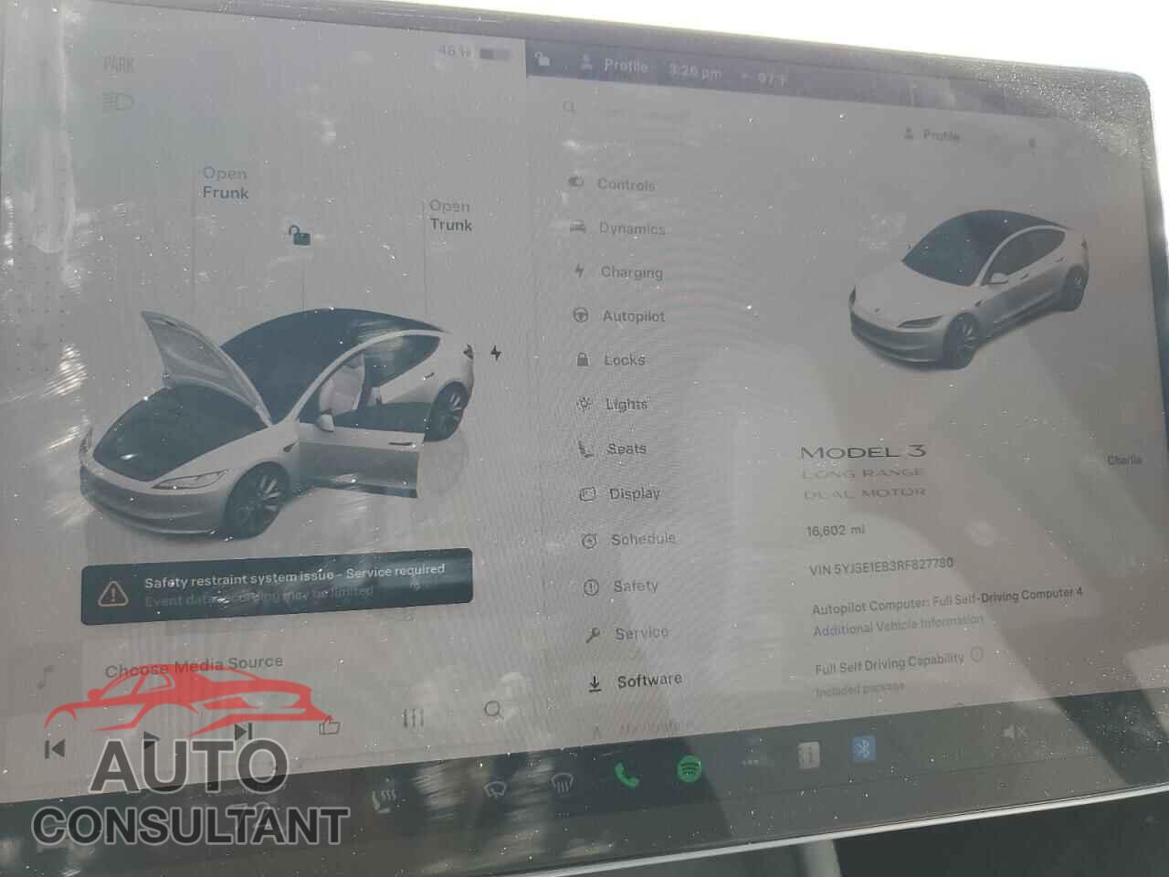 TESLA MODEL 3 2024 - 5YJ3E1EB3RF827780