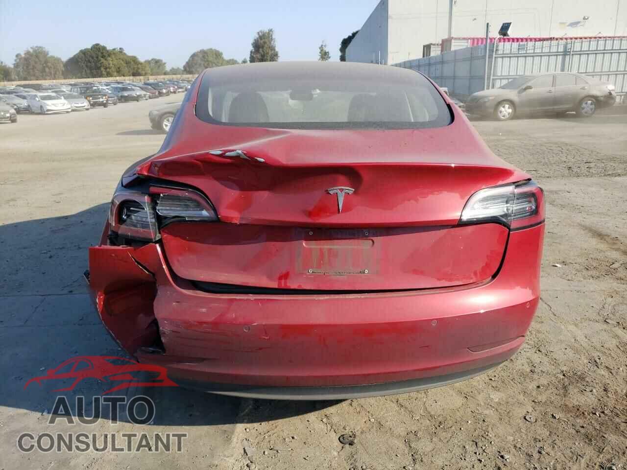 TESLA MODEL 3 2018 - 5YJ3E1EA4JF049145