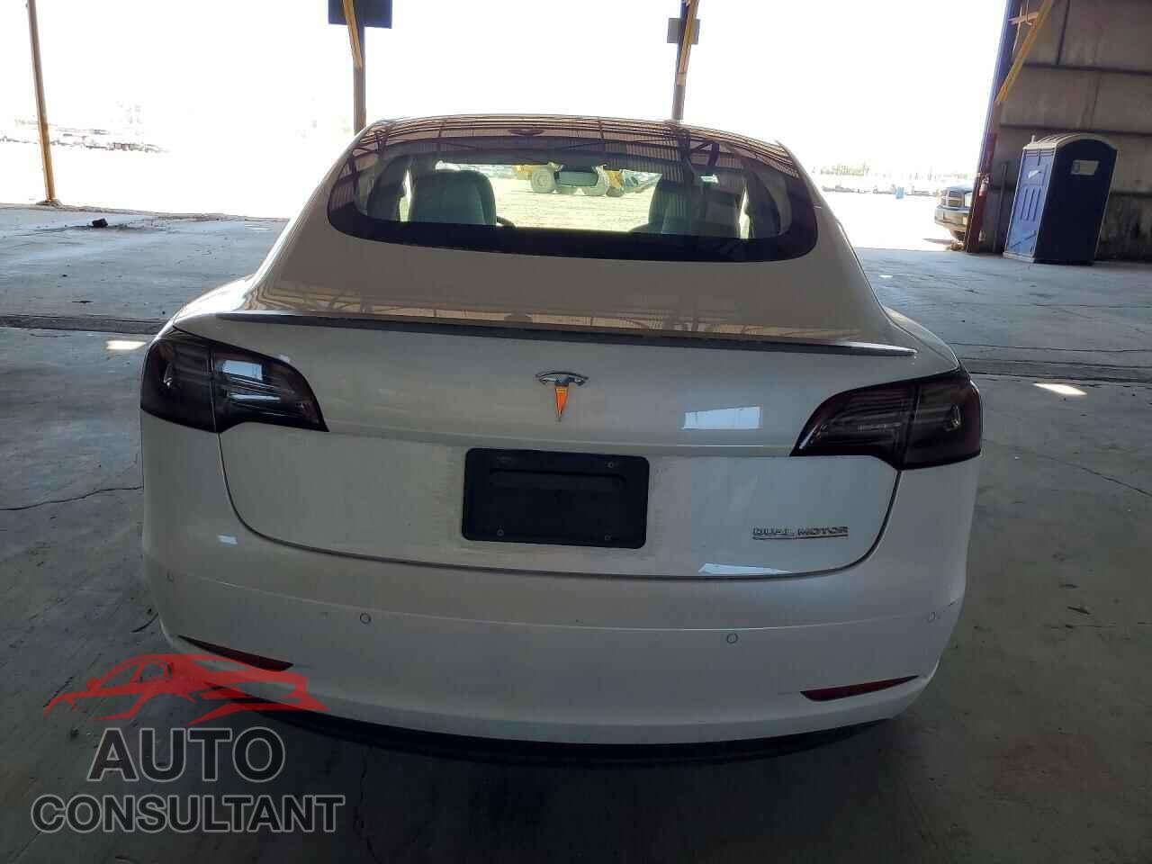 TESLA MODEL 3 2021 - 5YJ3E1EC2MF093120