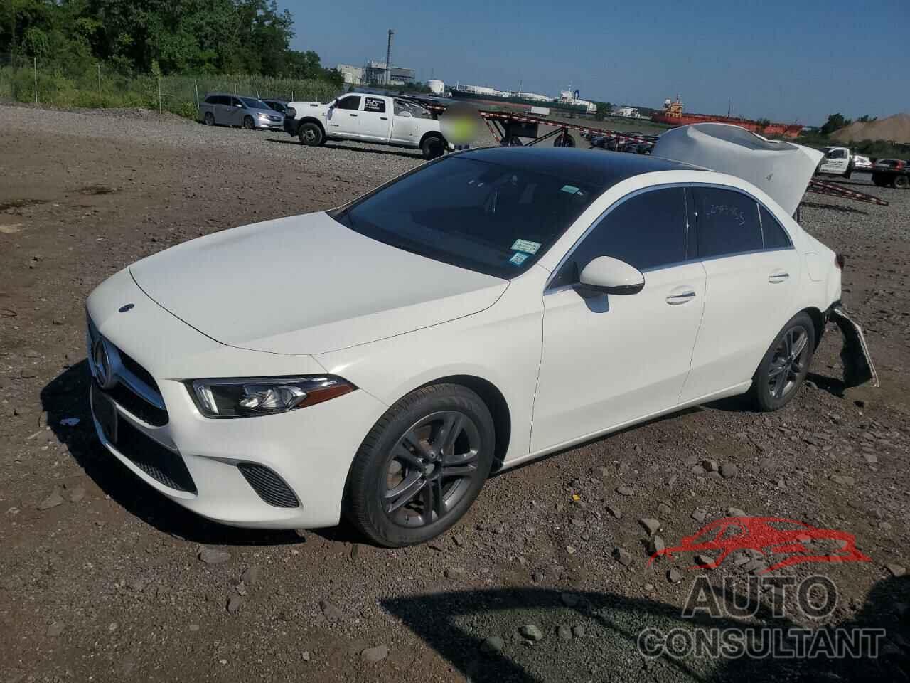 MERCEDES-BENZ A-CLASS 2020 - W1K3G4FB3LJ220391