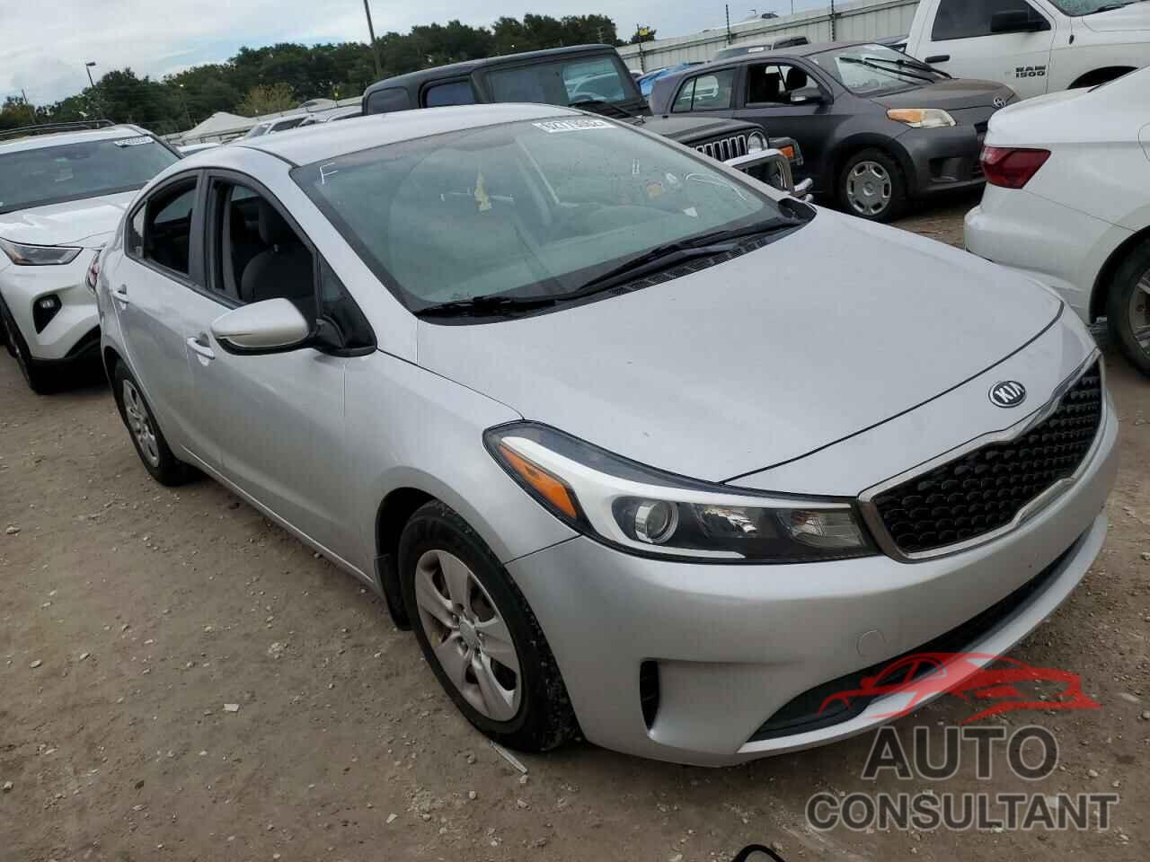 KIA FORTE 2017 - 3KPFK4A73HE055763