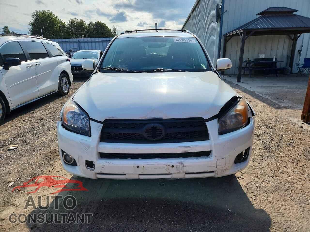 TOYOTA RAV4 2011 - 2T3RF4DV1BW148384