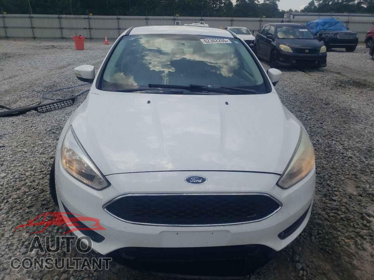 FORD FOCUS 2015 - 1FADP3F21FL250352