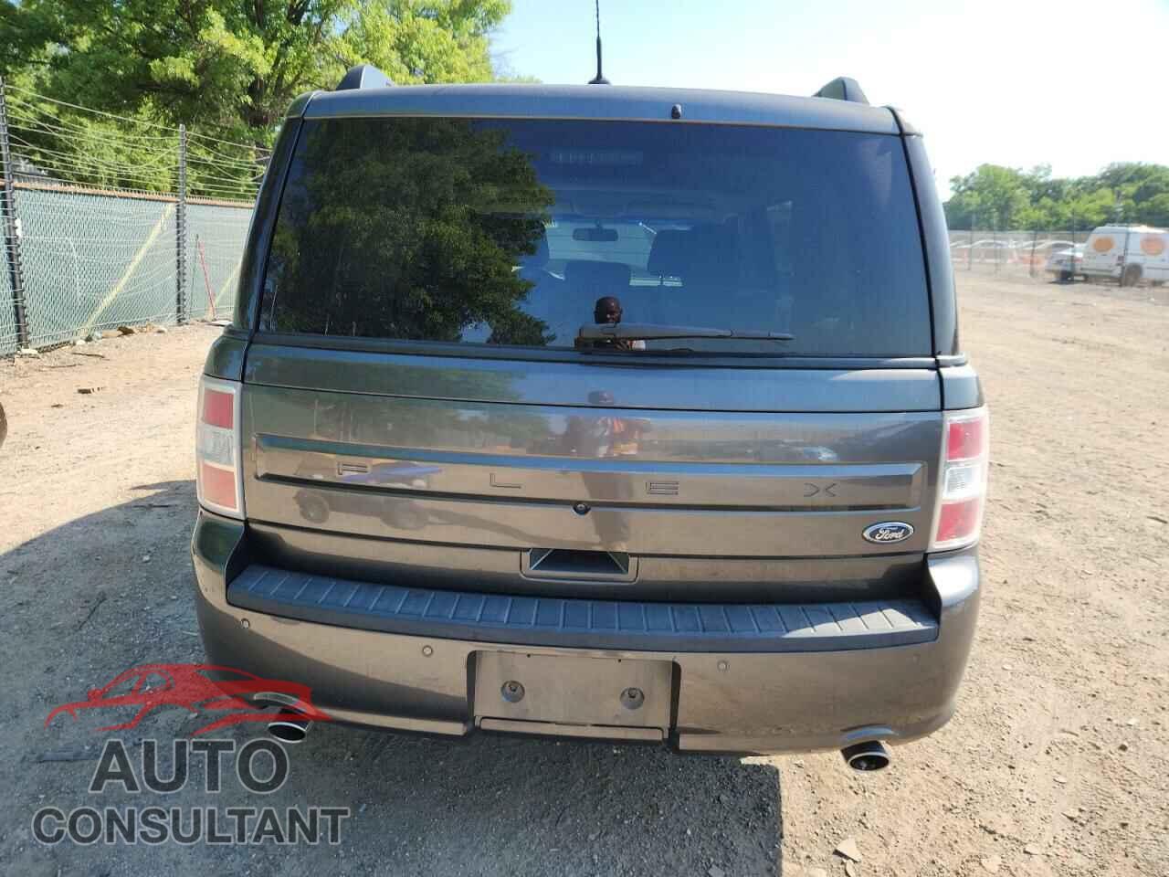 FORD FLEX 2018 - 2FMGK5B8XJBA19370