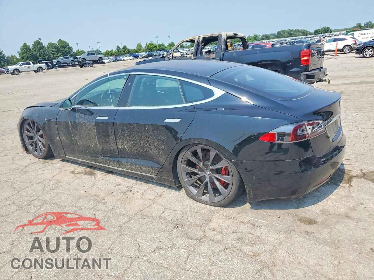 TESLA MODEL S 2019 - 5YJSA1E40KF330880