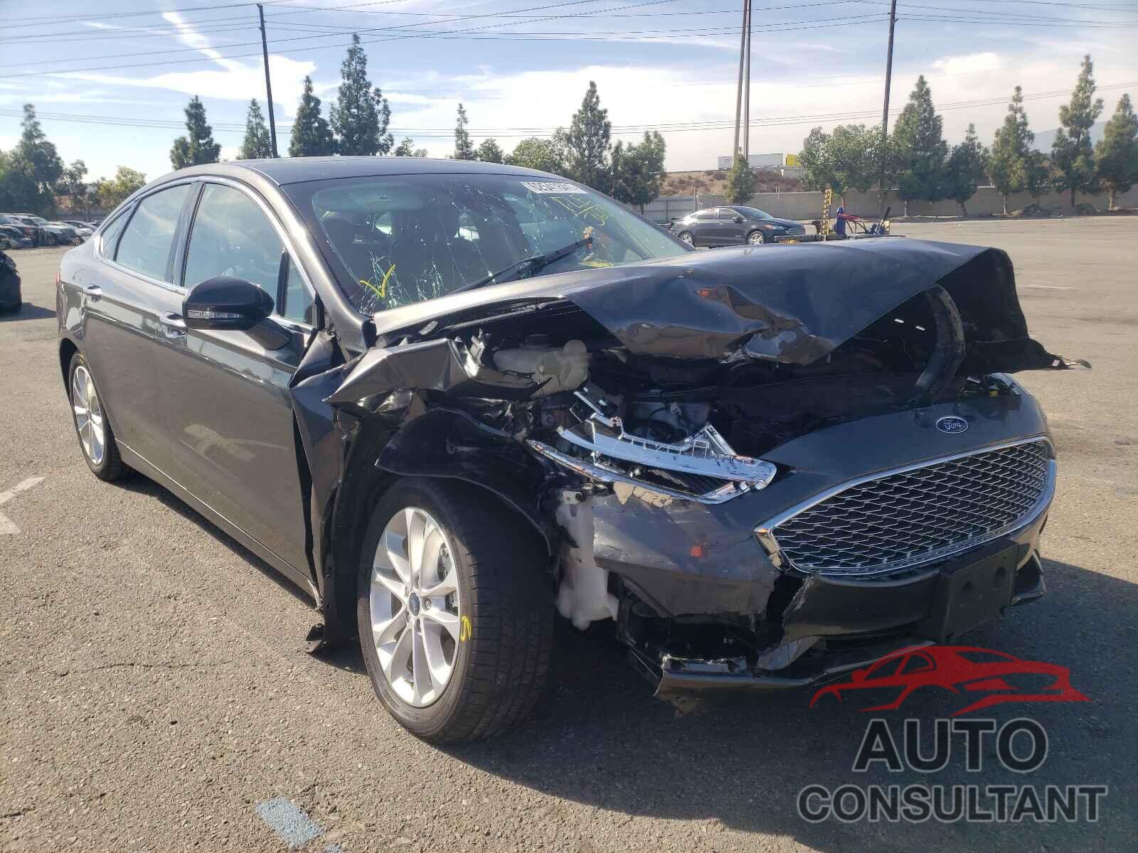 FORD FUSION 2019 - 3FA6P0SU6KR216093