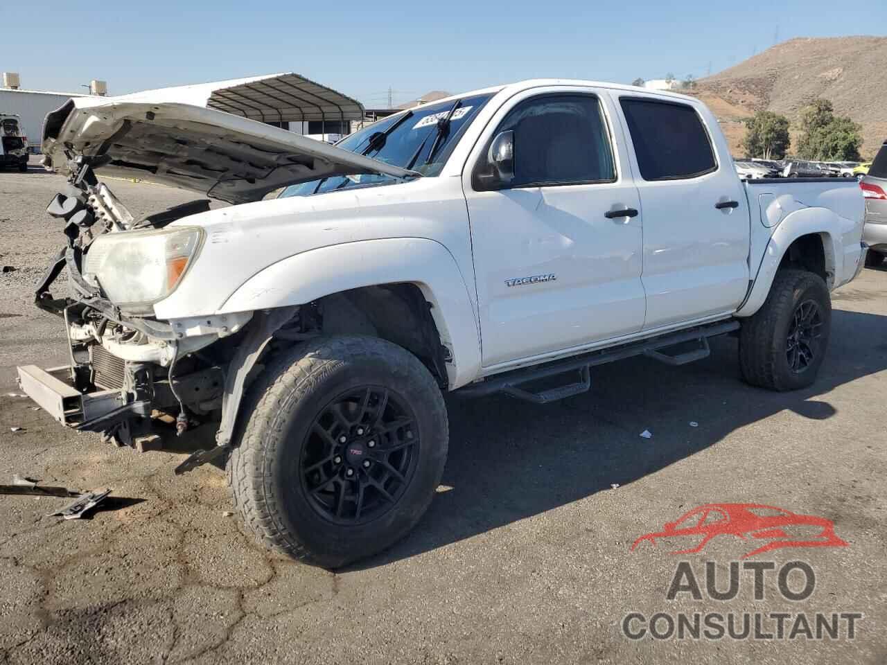 TOYOTA TACOMA 2015 - 3TMJU4GN5FM184102