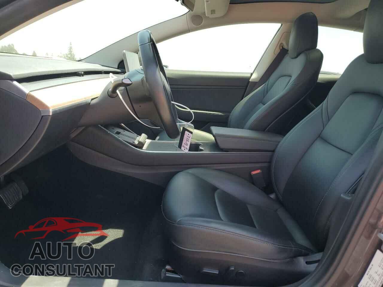 TESLA MODEL 3 2019 - 5YJ3E1EB4KF191831