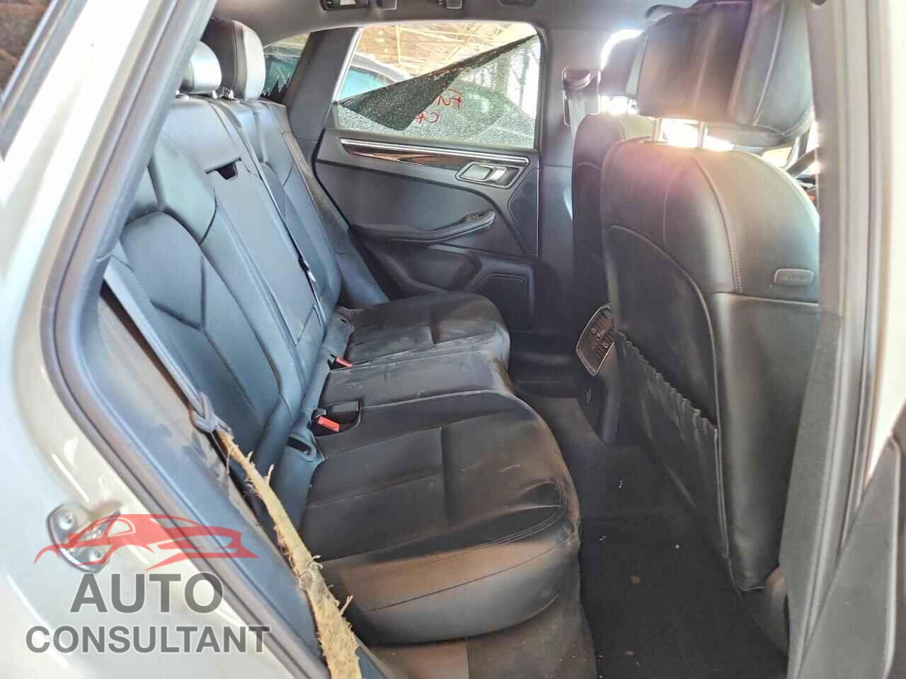 PORSCHE MACAN 2018 - WP1AB2A53JLB30731