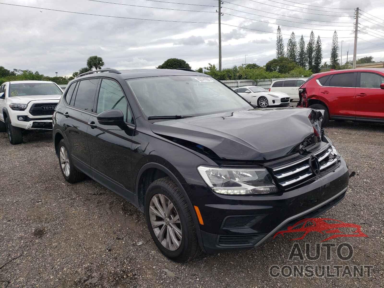 VOLKSWAGEN TIGUAN 2018 - 3VV1B7AX9JM095354