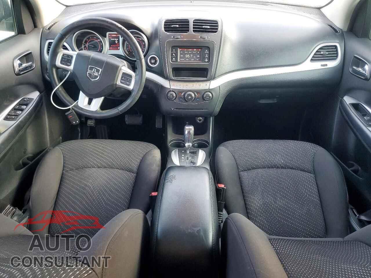 DODGE JOURNEY 2017 - 3C4PDCAB5HT558364