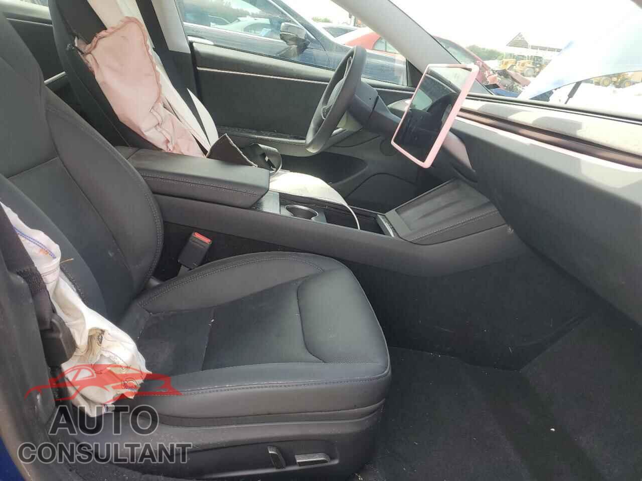 TESLA MODEL 3 2024 - 5YJ3E1EB8RF798017
