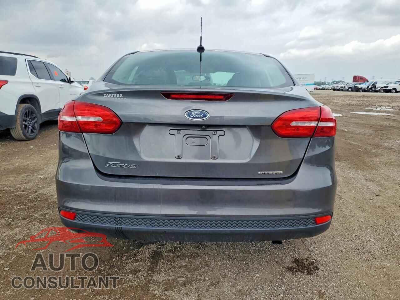 FORD FOCUS 2016 - 1FADP3E27GL382468