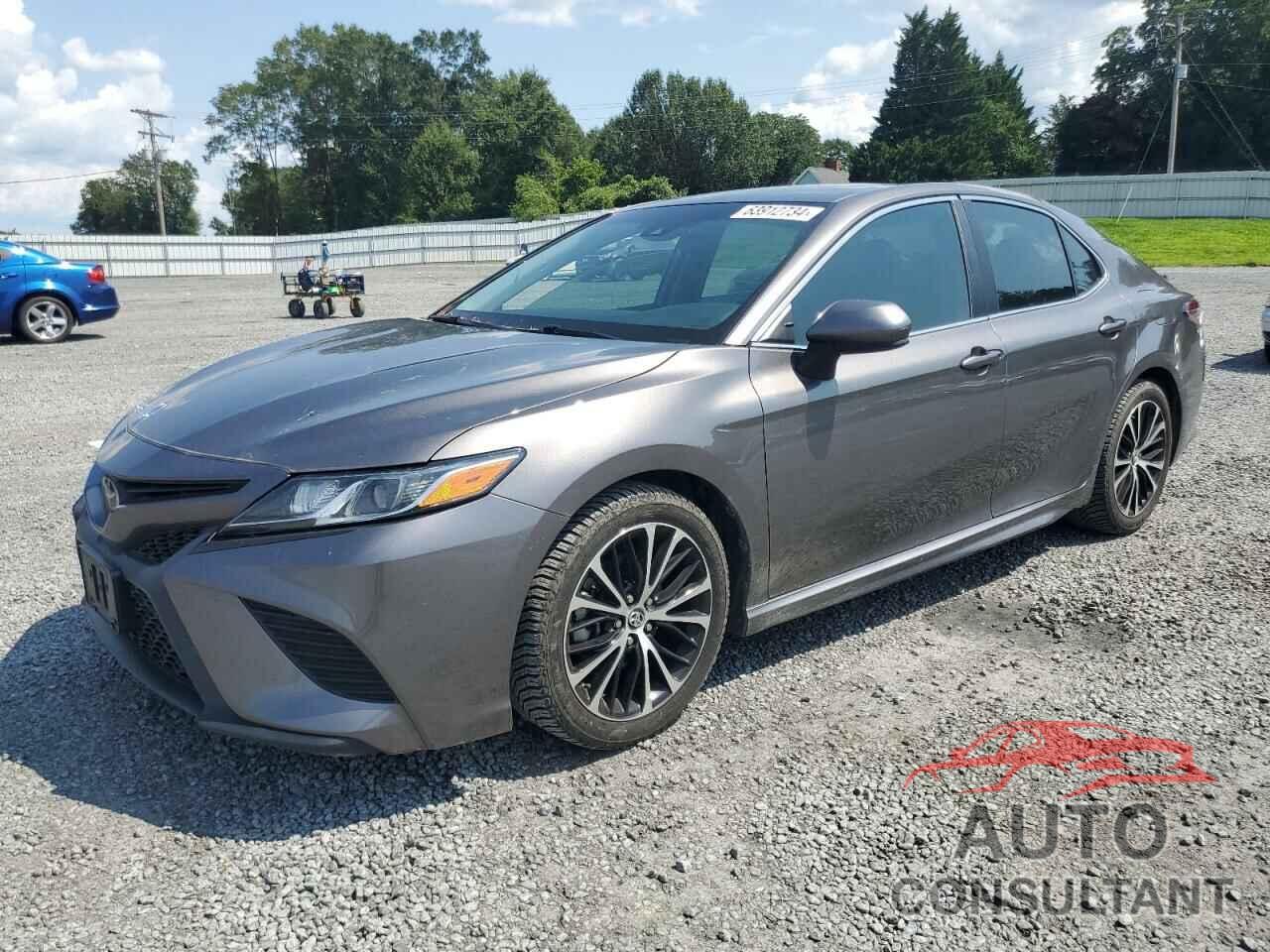 TOYOTA CAMRY 2018 - 4T1B11HK1JU016117