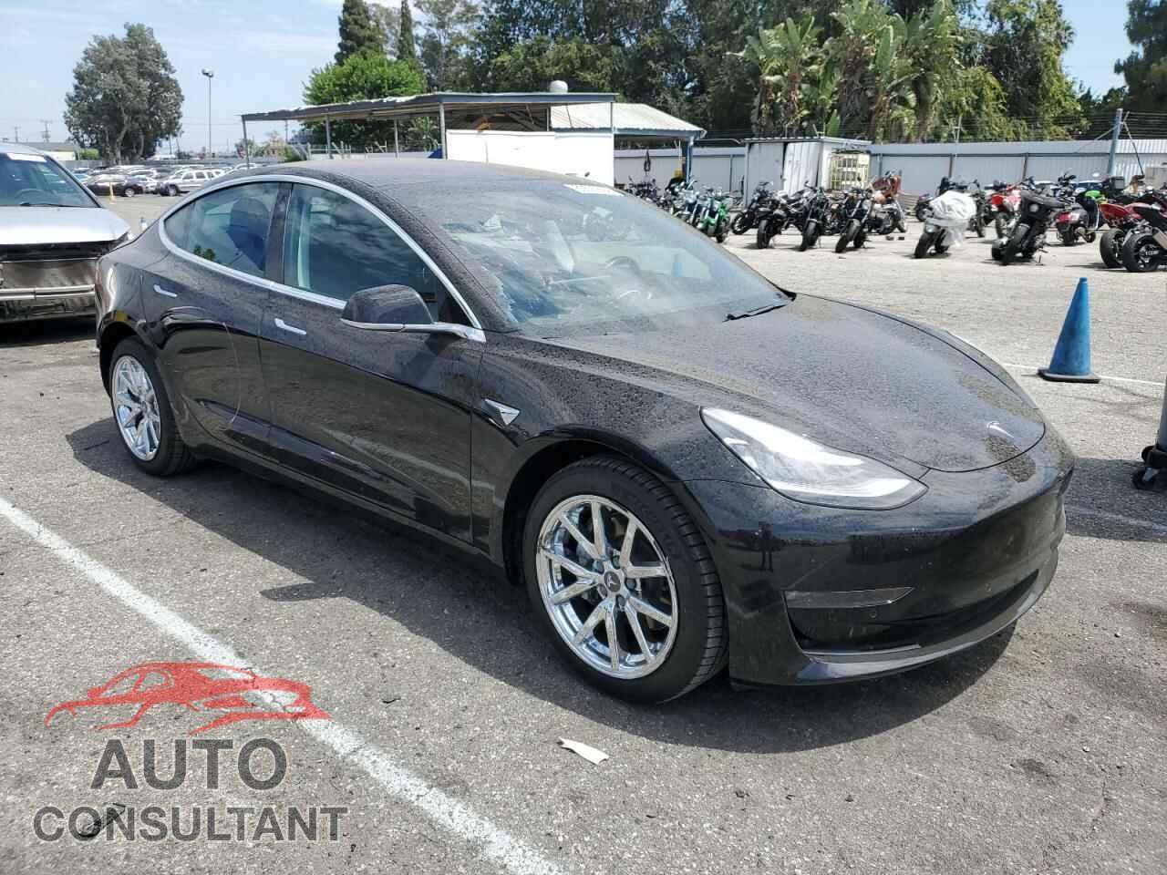 TESLA MODEL 3 2019 - 5YJ3E1EA6KF323818
