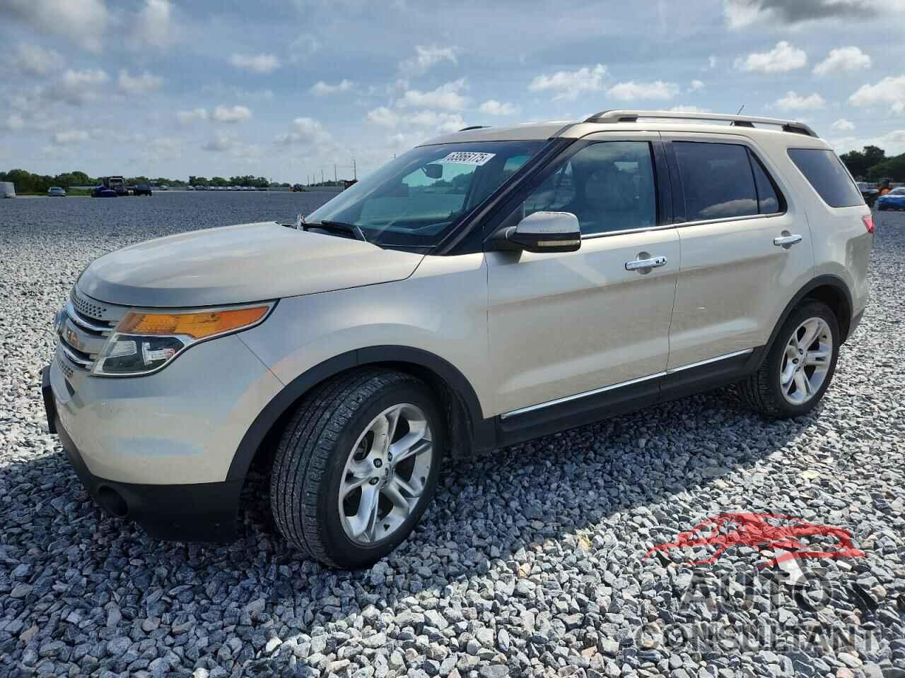 FORD EXPLORER 2011 - 1FMHK8F89BGA93082