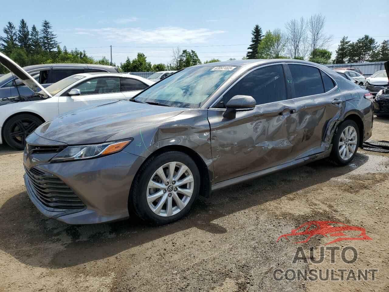 TOYOTA CAMRY 2018 - 4T1B11HK5JU126720