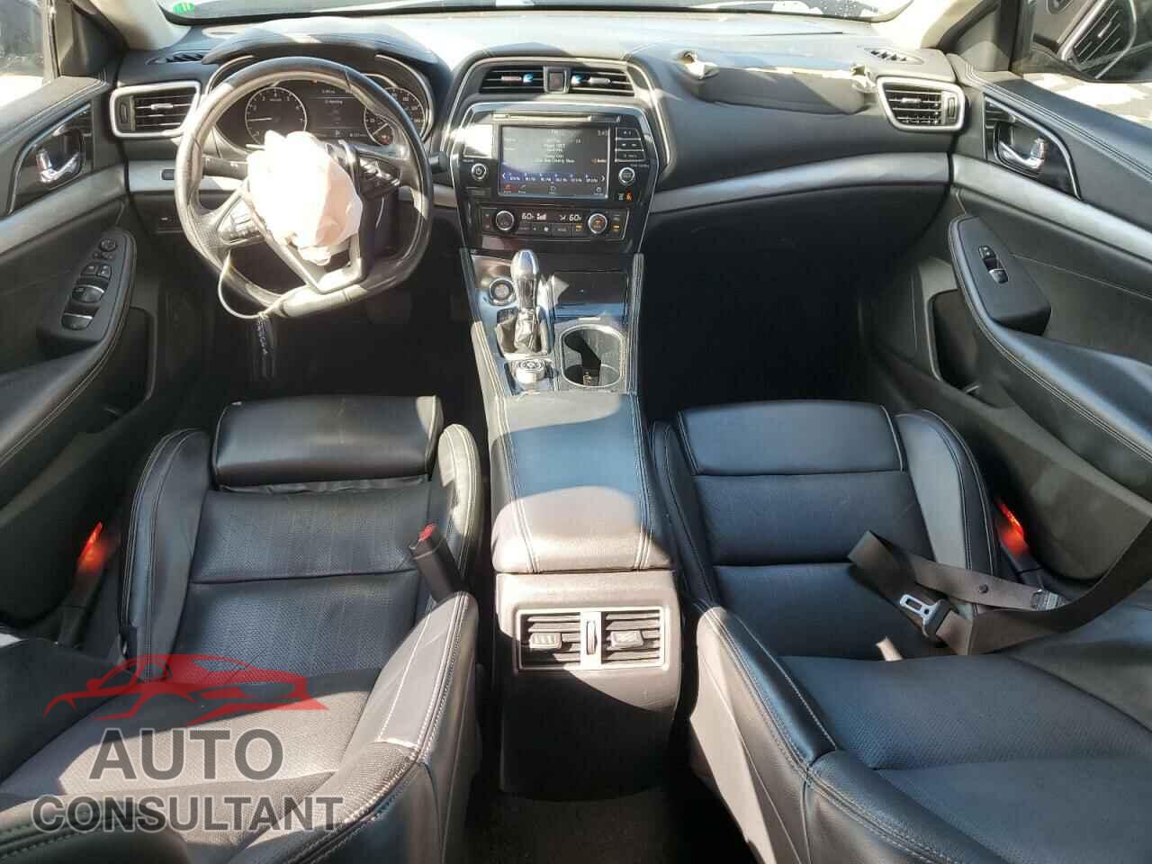 NISSAN MAXIMA 2017 - 1N4AA6AP1HC409740