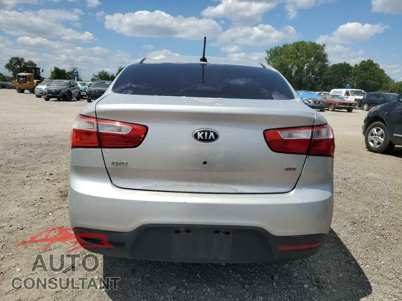 KIA RIO 2013 - KNADM4A37D6182009