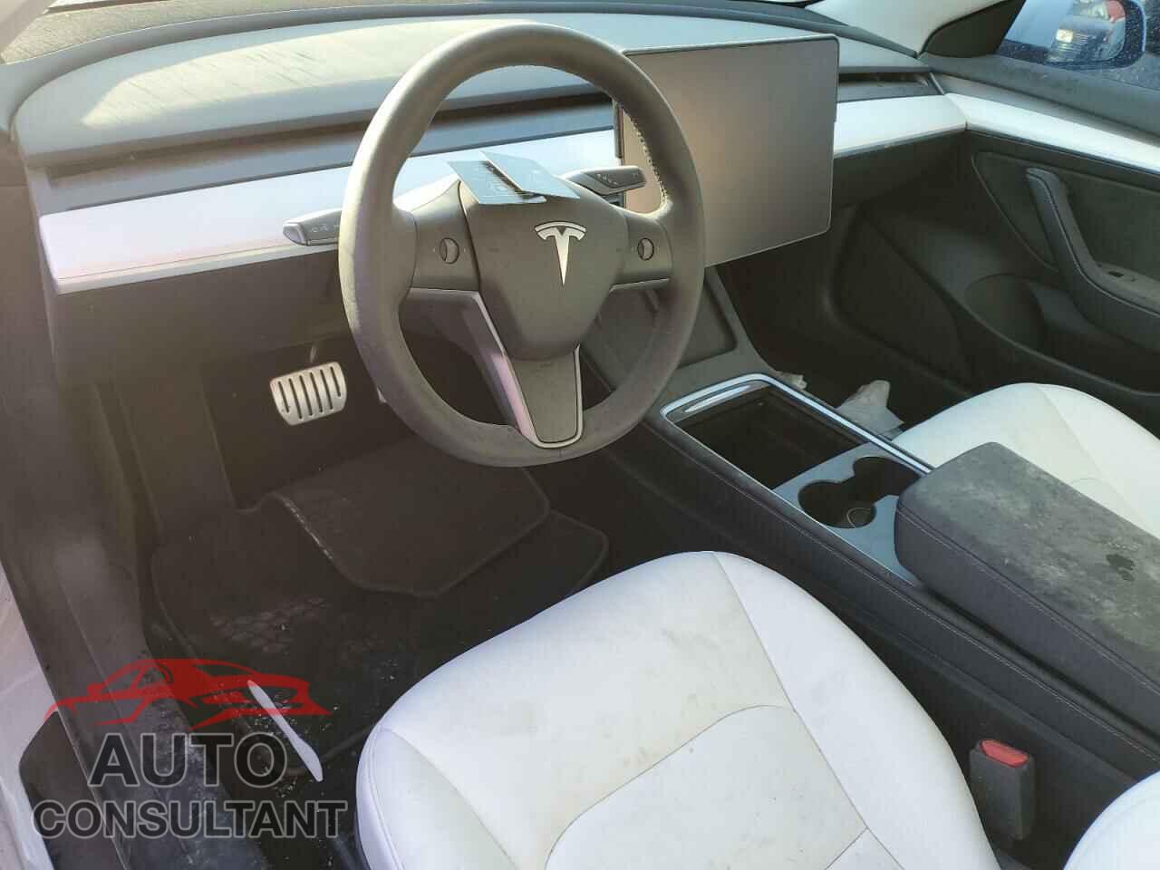 TESLA MODEL 3 2022 - 5YJ3E1EC5NF243321